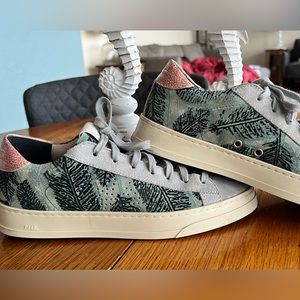 P448 Sneakers